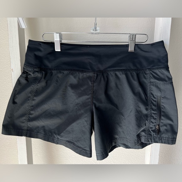 Lululemon- Speed Up 4” Shorts - Picture 1 of 4